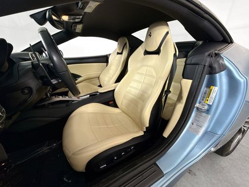 Certified 2017 Ferrari California T RWD image 9