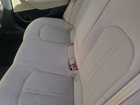 Used 2016 Hyundai Sonata SE image 16