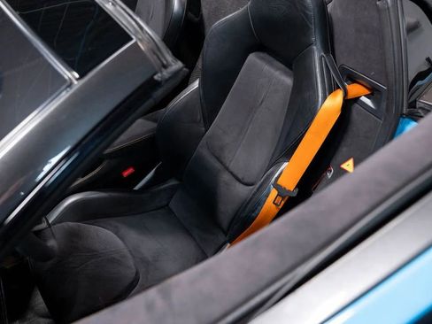 Used 2020 McLaren 600LT Spider RWD image 40