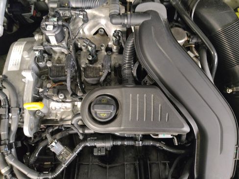 Used 2024 Volkswagen Taos S FWD image 30