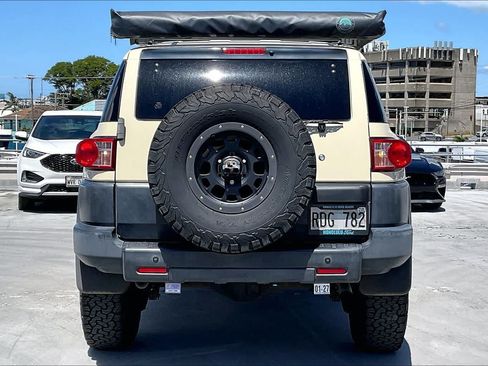 Used 2010 Toyota FJ Cruiser 4WD image 5