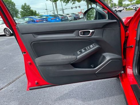 Certified 2025 Honda Civic Sport image 21