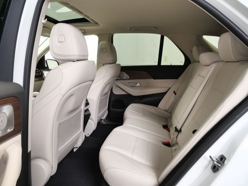 New 2026 Mercedes-Benz GLE 350 4MATIC image 9