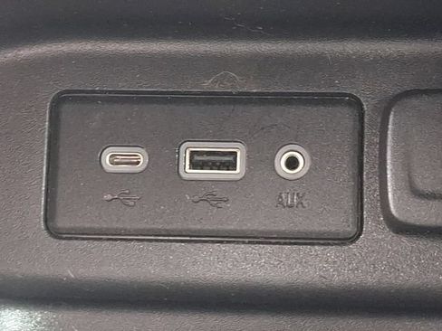Used 2022 Chevrolet Equinox LS AWD/4WD image 26
