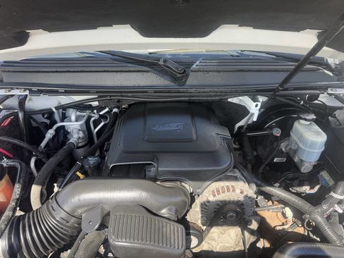 Used 2010 Chevrolet Tahoe LTZ image 13