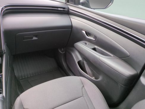 Certified 2024 Hyundai Tucson SE FWD image 13