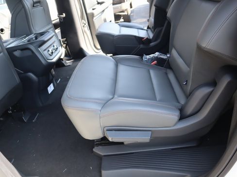 New 2025 Ford Expedition Max Active image 13