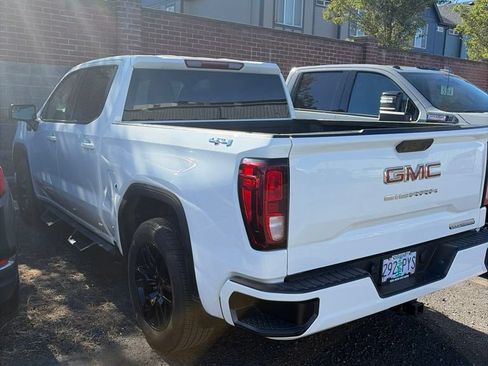 Used 2024 GMC Sierra 1500 Elevation AWD/4WD image 4