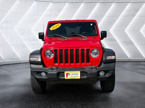 Used 2019 Jeep Wrangler Unlimited Sport S AWD/4WD image 9