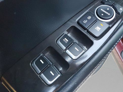 Certified 2017 Kia Sorento FWD image 15