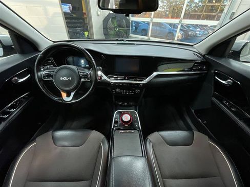 Used 2022 Kia Niro EX w/ Cold Weather Package image 21