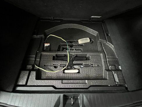 Used 2017 Subaru Outback 2.5i Premium image 29