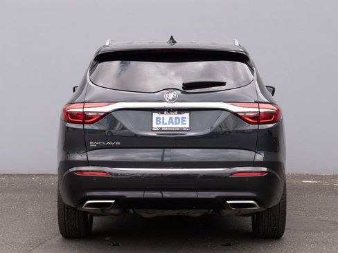 Used 2021 Buick Enclave Essence image 25