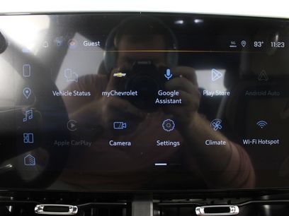 New 2027 Chevrolet Equinox ACTIV w/ Convenience Package III