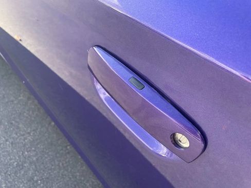 Used 2023 Dodge Charger SXT image 12