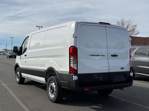 New 2026 Ford Transit 250 Low Roof w/ Load Area Protection Package RWD image 4