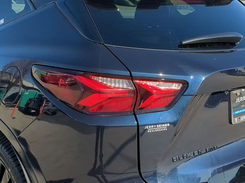 Used 2021 Chevrolet Blazer RS w/ Enhanced Convenience Package image 11