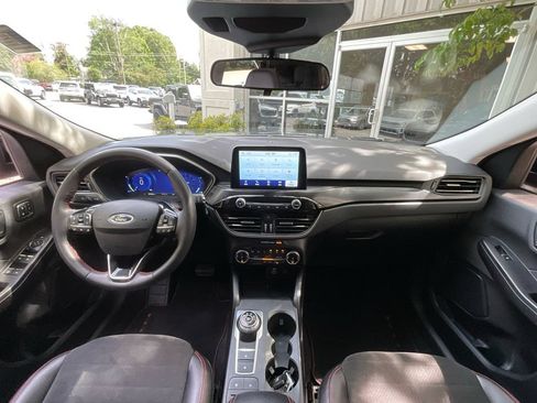 Used 2022 Ford Escape SEL w/ SEL Stealth AWD Package image 19
