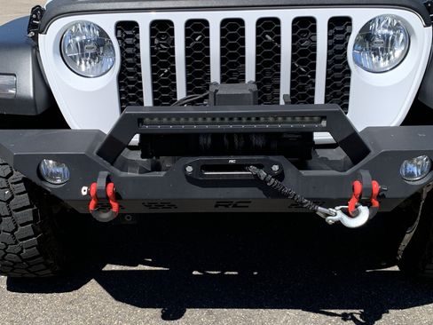 Used 2020 Jeep Gladiator Sport w/ Quick Order Package 24S AWD/4WD image 10