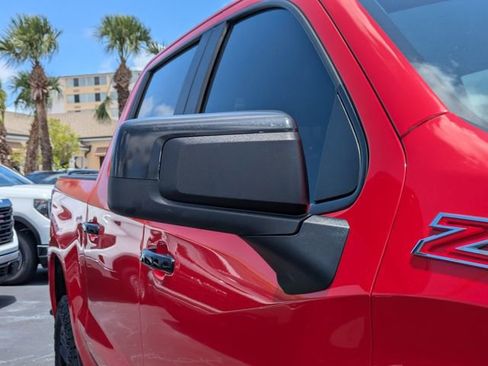 Used 2019 Chevrolet Silverado 1500 LT Trail Boss AWD/4WD image 14