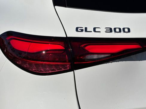New 2026 Mercedes-Benz GLC 300 image 15