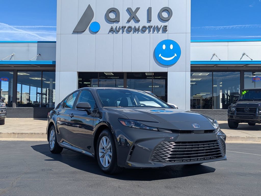 Used 2025 Toyota Camry LE FWD image 1