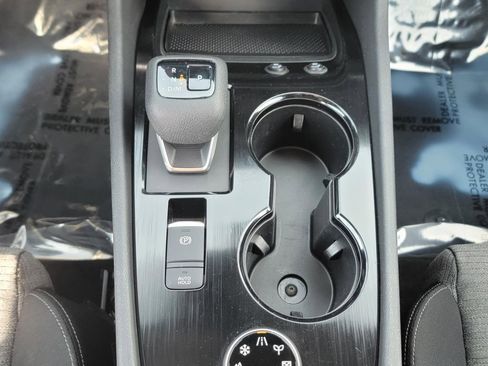 Used 2023 Nissan Rogue SV AWD/4WD image 22