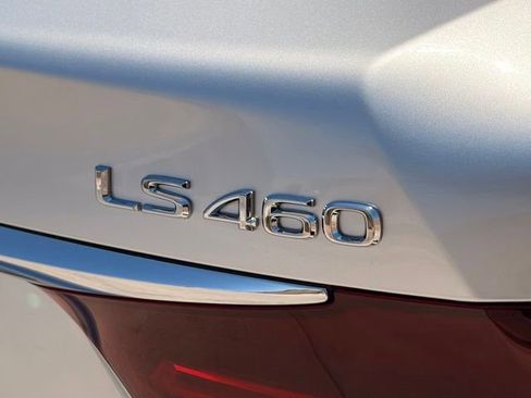 Used 2015 Lexus LS 460 w/ Comfort Package RWD image 7