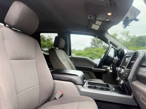 Used 2019 Ford F250 XLT w/ XLT Premium Package AWD/4WD image 26
