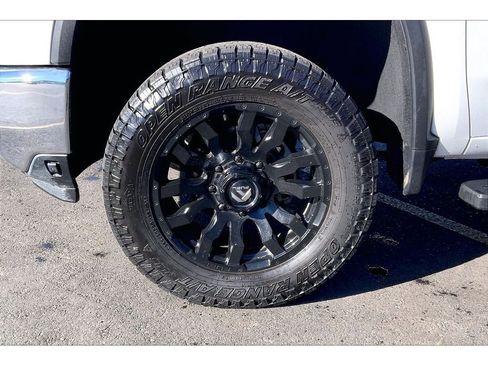 Used 2024 Chevrolet Silverado 3500 LTZ AWD/4WD image 10
