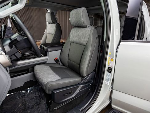 Used 2026 Ford F250 XLT w/ XLT Premium Package image 30