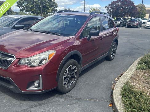 Used 2017 Subaru Crosstrek 2.0i Premium AWD/4WD image 1