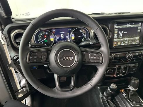 Used 2023 Jeep Wrangler Unlimited w/ 8.4" Radio Group AWD/4WD image 14
