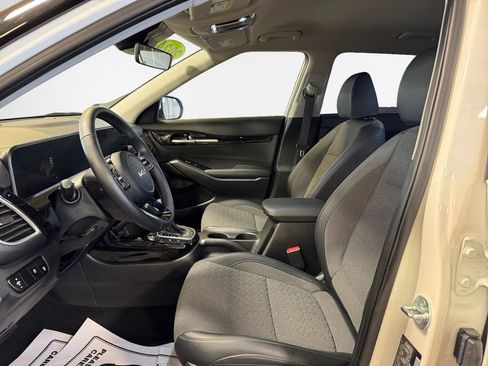 Certified 2025 Kia Seltos S AWD/4WD image 12
