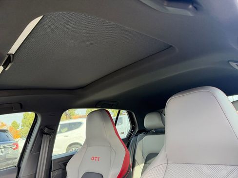 Used 2024 Volkswagen GTI SE image 15