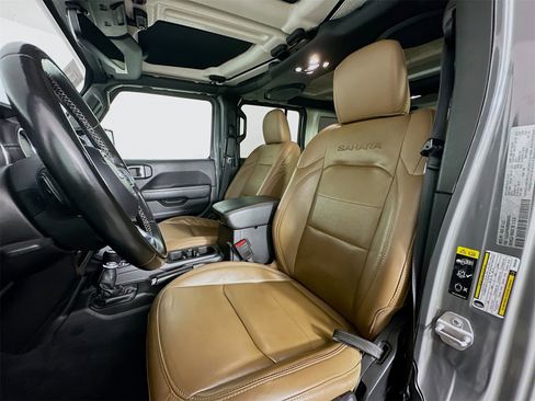 Used 2021 Jeep Wrangler Unlimited Sahara image 20