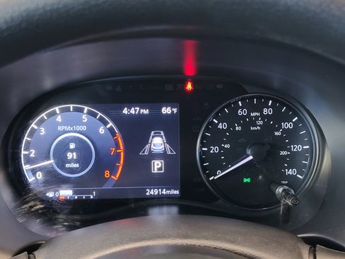 Certified 2024 Nissan Kicks SV image 20