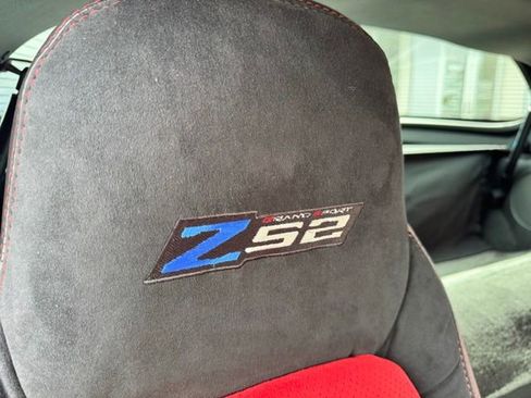 Used 2011 Chevrolet Corvette Grand Sport w/ Preferred Equipment Group RWD image 21