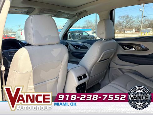 Used 2022 GMC Terrain Denali w/ Denali Premium Package image 14