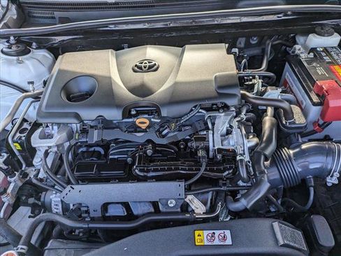 Used 2020 Toyota Camry LE FWD image 21