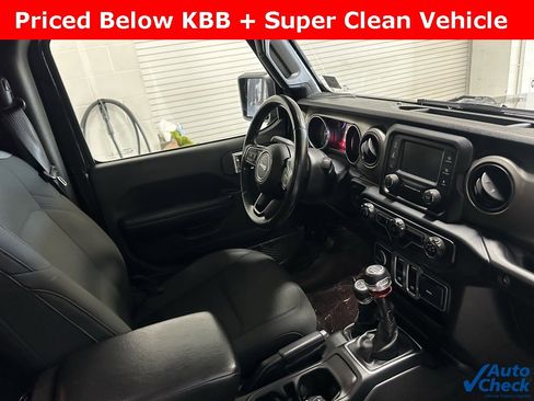 Used 2018 Jeep Wrangler Sport image 17