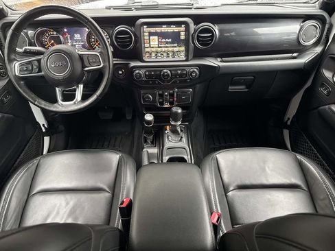 Used 2020 Jeep Wrangler Unlimited Sahara AWD/4WD image 14