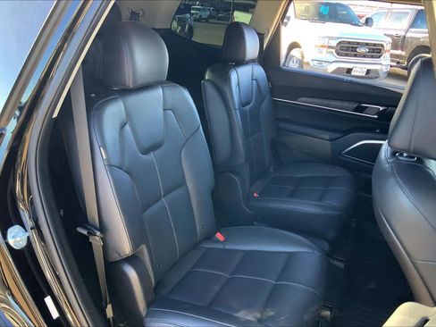 Certified 2024 Kia Telluride SX image 19