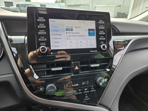 Used 2023 Toyota Camry SE FWD image 28