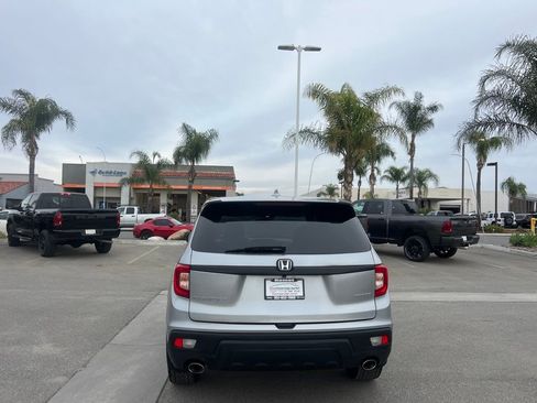 Used 2021 Honda Passport Sport image 7