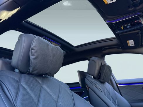 New 2026 Mercedes-Benz Maybach S 580 Maybach S 580 image 13
