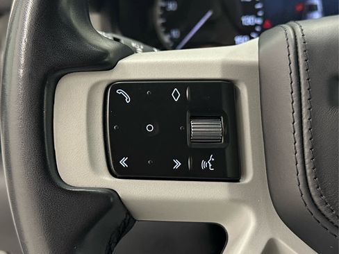 Used 2023 Land Rover Defender 110 X-Dynamic SE AWD/4WD image 25