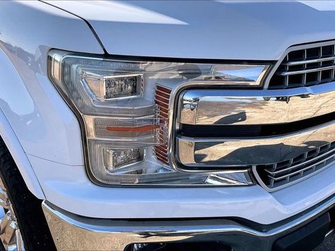 Used 2019 Ford F150 Lariat w/ Equipment Group 502A Luxury AWD/4WD image 33