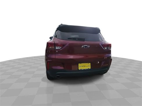 Certified 2023 Chevrolet TrailBlazer RS w/ Sun and Liftgate Package image 7