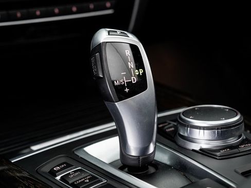 Used 2018 BMW X5 xDrive40e image 17